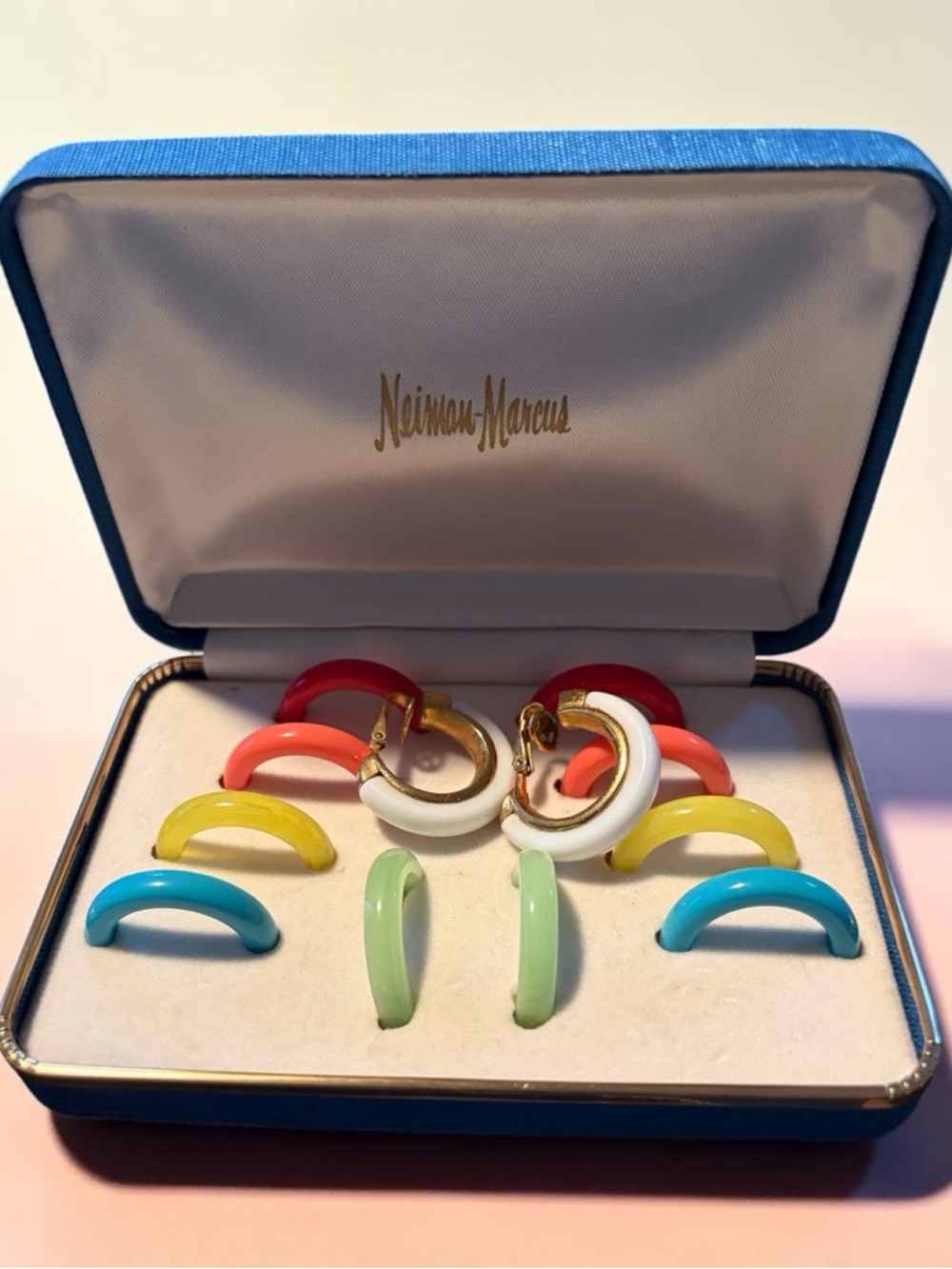 Vintage 1969 Crown Trifari Interchangeable Earring Set